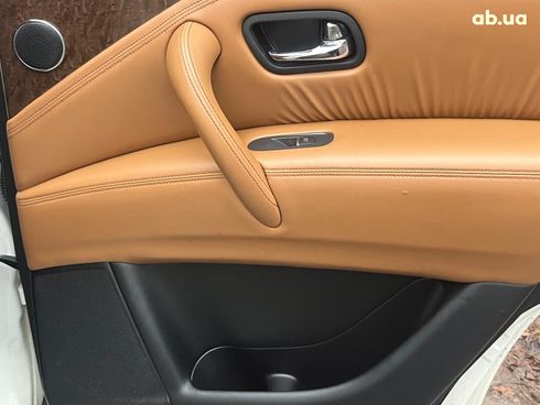 Infiniti QX80 2017 белый - фото 99