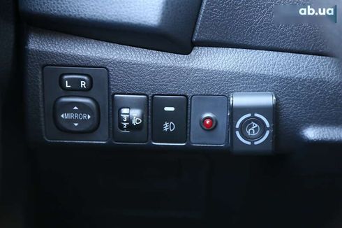 Toyota Corolla 2014 - фото 23