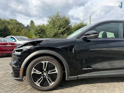 Ford Mustang Mach-E 2022 - фото 3