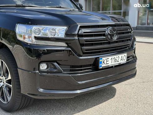 Toyota Land Cruiser 2020 - фото 17