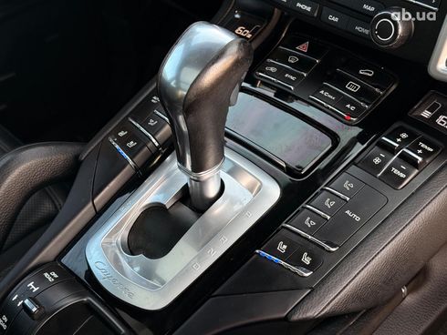 Porsche Cayenne 2016 серый - фото 21
