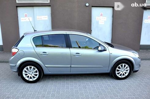 Opel Astra 2004 - фото 12
