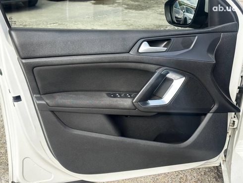 Peugeot 308 2019 белый - фото 16