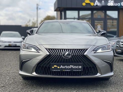 Lexus ES 2021 - фото 4