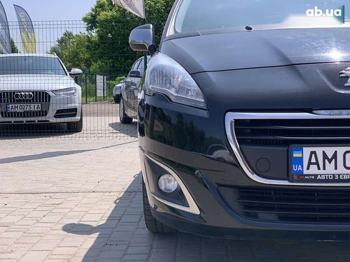 Peugeot 5008 2014 - фото 9