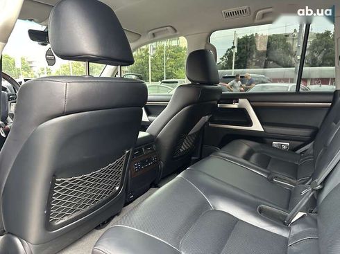 Toyota Land Cruiser 2017 - фото 22