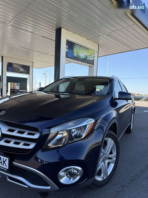 Mercedes-Benz GLA-Класс 2017 - фото 12