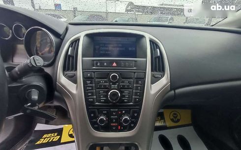 Opel Astra 2011 - фото 15