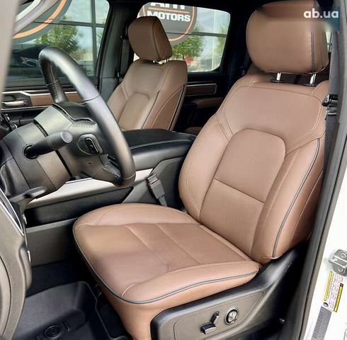Dodge Ram 2018 - фото 24