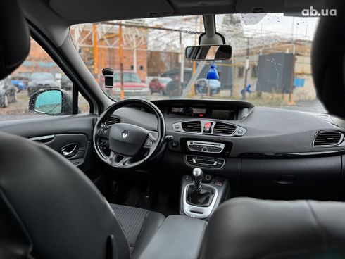 Renault Scenic 2011 белый - фото 37