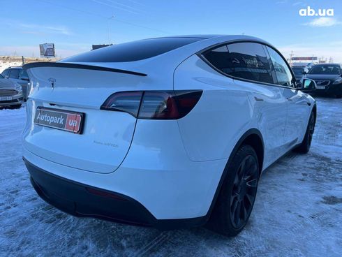 Tesla Model Y 2023 белый - фото 4