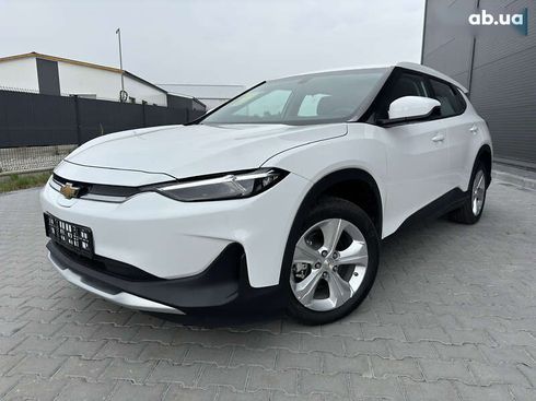 Chevrolet Menlo 2025 - фото 2