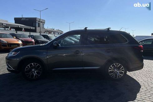 Mitsubishi Outlander 2015 - фото 4