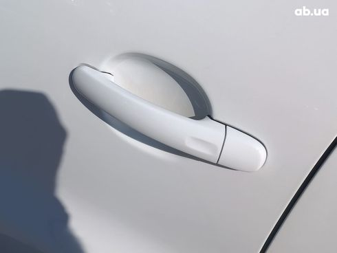 Volkswagen Tiguan 2016 белый - фото 19
