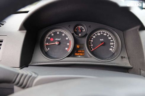 Opel Astra 2013 - фото 13