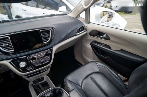 Chrysler Pacifica 2021 - фото 21