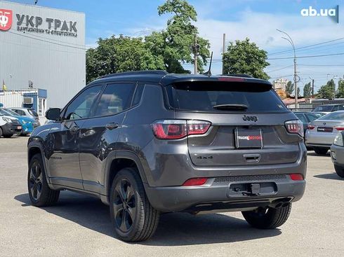 Jeep Compass 2018 - фото 6
