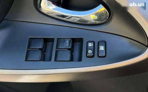 Toyota RAV4 2012 - фото 23