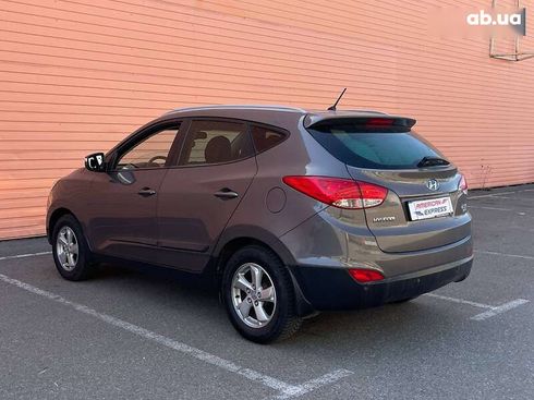 Hyundai ix35 2013 - фото 4