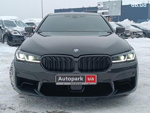 BMW 5 серия 2017 черный - фото 19