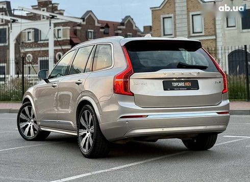 Volvo XC90 2022 - фото 14