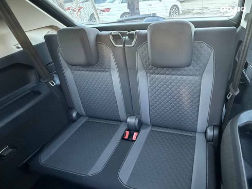 Volkswagen Tiguan 2020 синий - фото 24