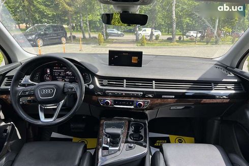 Audi Q7 2017 - фото 12