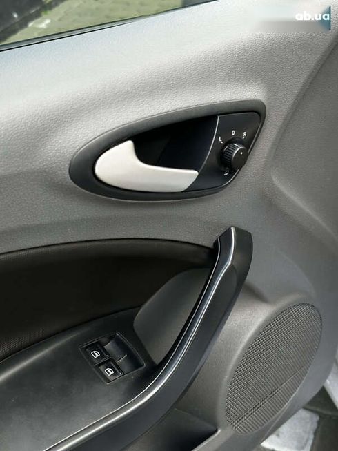 SEAT Ibiza 2011 - фото 12