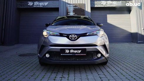 Toyota C-HR 2017 - фото 5