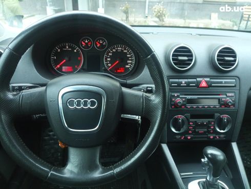 Audi A3 2006 черный - фото 3