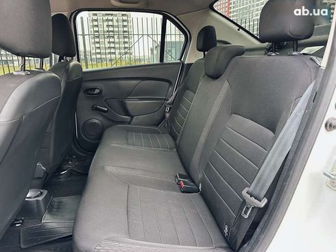 Renault Logan 2021 - фото 13