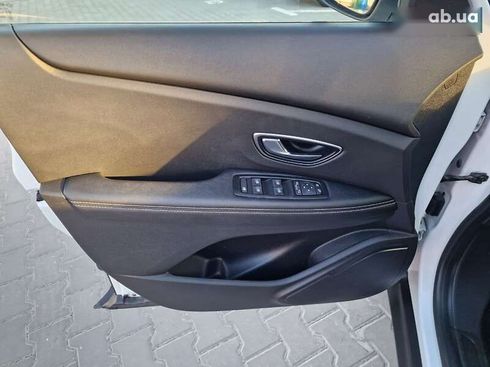 Renault Scenic 2019 - фото 15