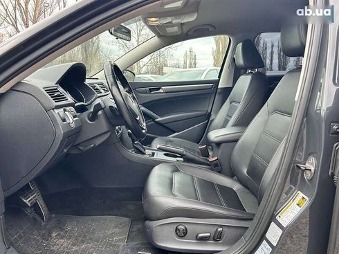 Volkswagen Passat 2016 - фото 13