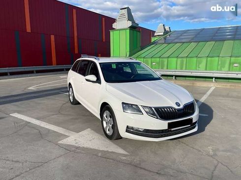 Skoda Octavia 2020 - фото 3