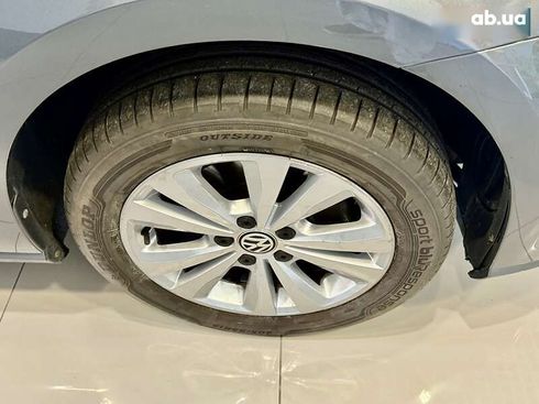 Volkswagen Golf 2019 - фото 21