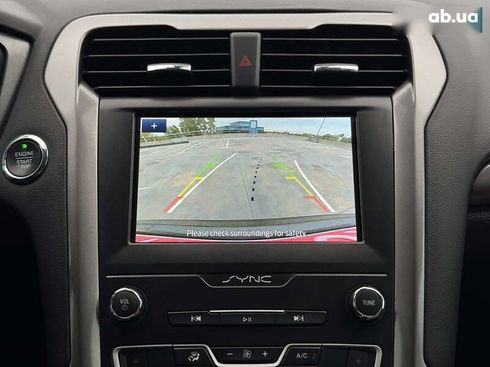 Ford Fusion 2020 - фото 28