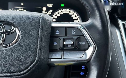 Toyota Land Cruiser 2022 - фото 13