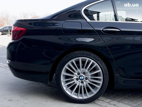 BMW 5 серия 2015 черный - фото 9