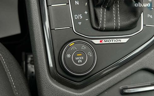 Volkswagen Tiguan 2020 - фото 24