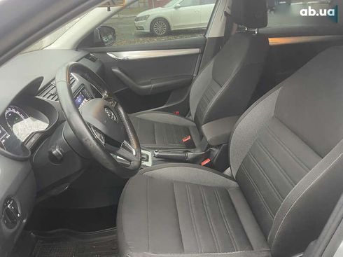 Skoda Octavia 2017 - фото 20