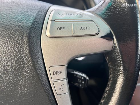 Toyota Camry 2011 черный - фото 16