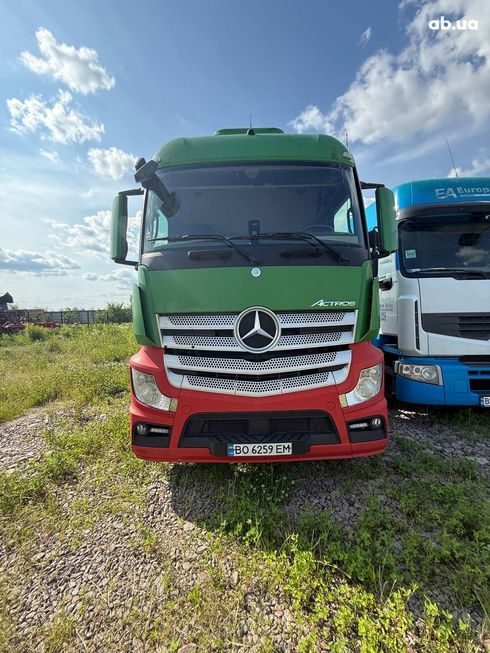 Mercedes-Benz Actros 2014 - фото 3