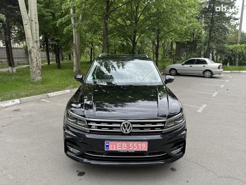 Volkswagen Tiguan 2019 черный - фото 16