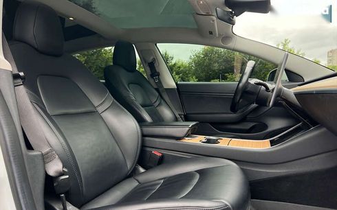 Tesla Model 3 2017 - фото 9