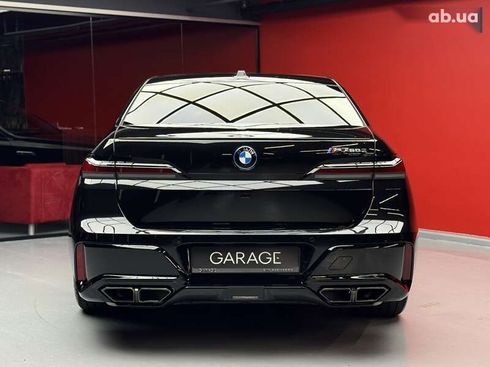 BMW 7 серия 2023 - фото 17