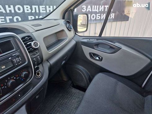 Renault Trafic 2019 - фото 16