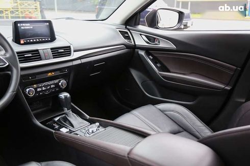 Mazda 3 2017 - фото 15