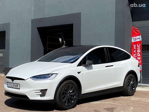 Tesla Model X 2019 - фото 4