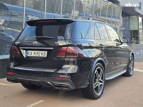 Mercedes-Benz GLE-Class 2017 - фото 4