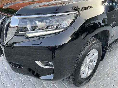Toyota Land Cruiser Prado 2019 - фото 24